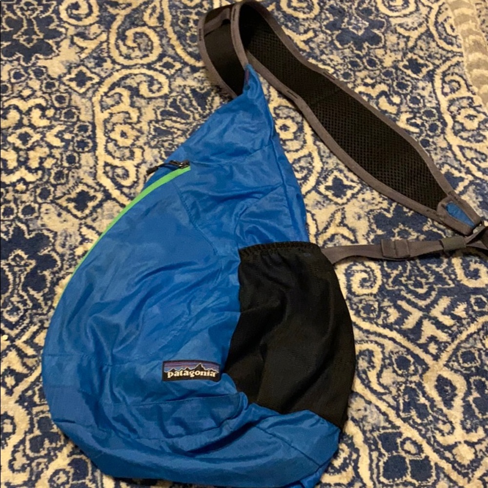 Patagonia crossbody bag